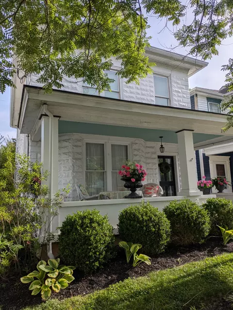 214 W Campbell St, Frankfort, KY 40601