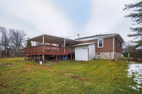 115 Coolbrook Dr, Frankfort, KY 40601