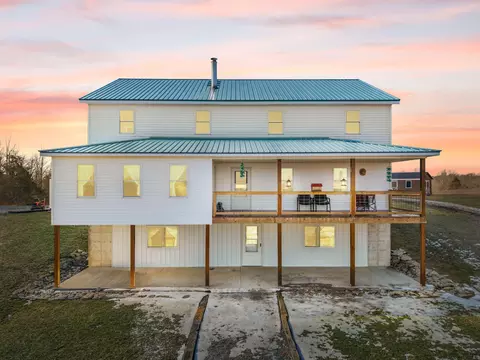 2066 Mudsock Rd, Hillsboro, KY 41049