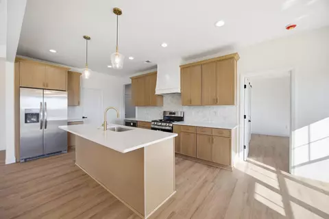 323 Mohegan Trl, Richmond, KY 40475