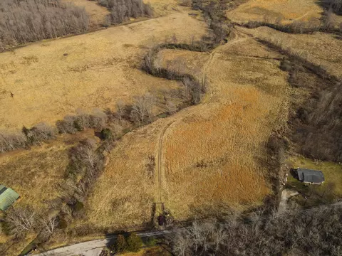 9999 Little Wolf Creek Rd, Williamsburg, KY 40769