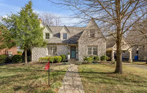 517 Mccubbing Dr, Lexington, KY 40503