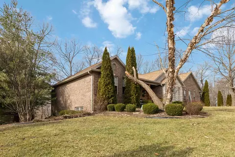 80 Kolsons Landing Dr, Somerset, KY 42503