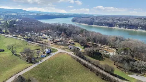 1015 Old Waitsboro Rd, Bronston, KY 42518