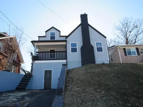410 E Locust St, Mount Sterling, KY 40353