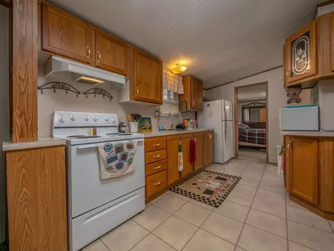Kitchen - 60 Ridgeway Dr, Morehead, KY 40351 photo 1 of 2
