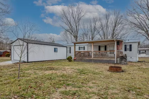 60 Ridgeway Dr, Morehead, KY 40351