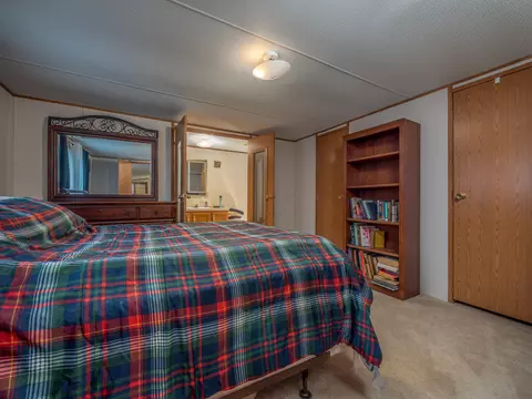 Bedroom - 60 Ridgeway Dr, Morehead, KY 40351 photo 2 of 3