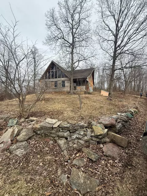 1605 Tennessee Ridge Rd, Parksville, KY 40464