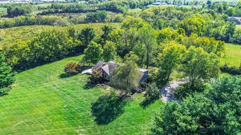 203 Cardinal Dr, Richmond, KY 40475