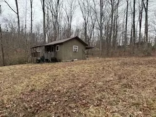 102 Fifth Jasper Rd, Burnside, KY 42519