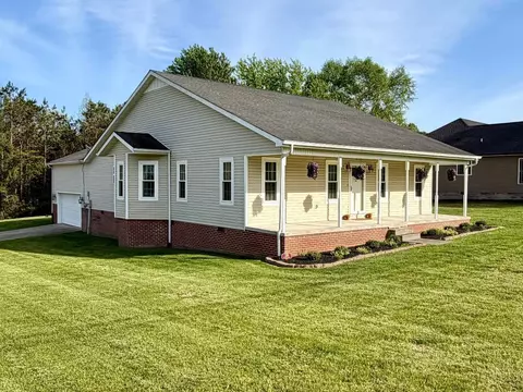 Exterior - 28 Lakepointe Dr, Corbin, KY 40701 photo 7 of 7