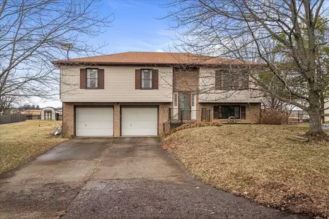 155 Hatton Ln, Lexington, KY 40511