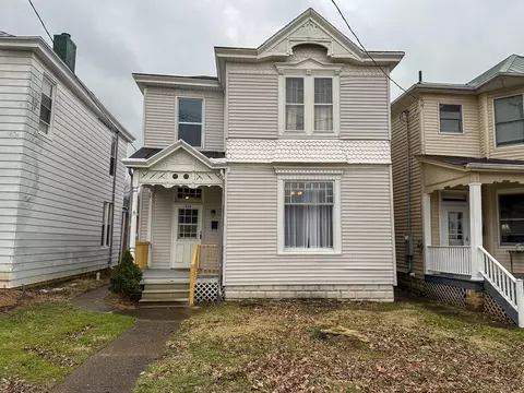 838 E 2nd St, Maysville, KY 41056