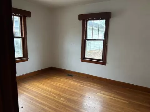 Bedroom - 28 Fork Field Rd, Oneida, KY 40972 photo 2 of 4