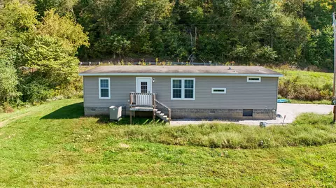 13735 Ky-66, Oneida, KY 40972