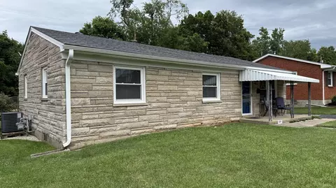 451 Duell Dr, Versailles, KY 40383