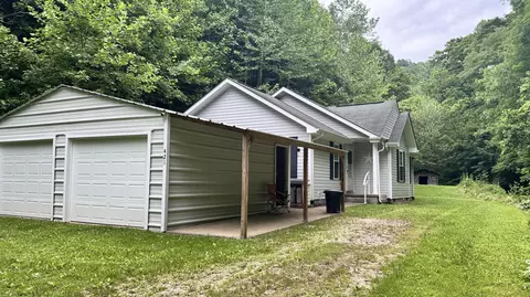 421 Wren Branch Rd, Oneida, KY 40972