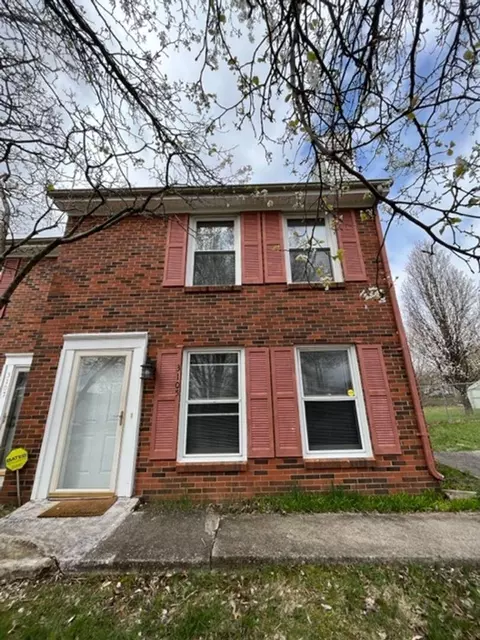 3105 3107 Glenridge Cir, Lexington, KY 40517