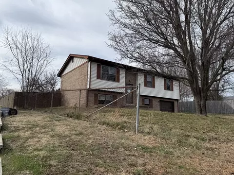 Exterior - 403 Brown St, Berea, KY 40403 photo 3 of 3
