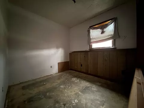 Bedroom - 403 Brown St, Berea, KY 40403 photo 4 of 4