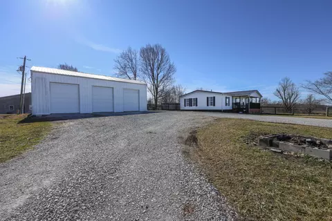 137 Antique Ln, Cynthiana, KY 41031