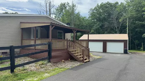 359 Pin Oak Hill Rd, Stanford, KY 40484