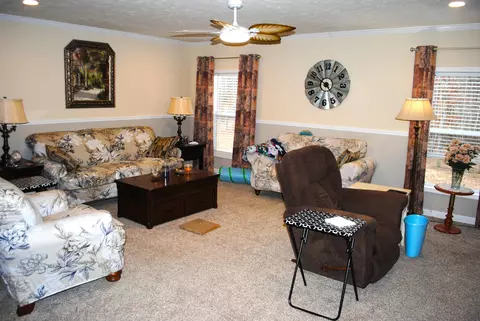 359 Pin Oak Hill Rd, Stanford, KY 40484