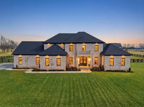 162 Hidden Creek Dr, Georgetown, KY 40324