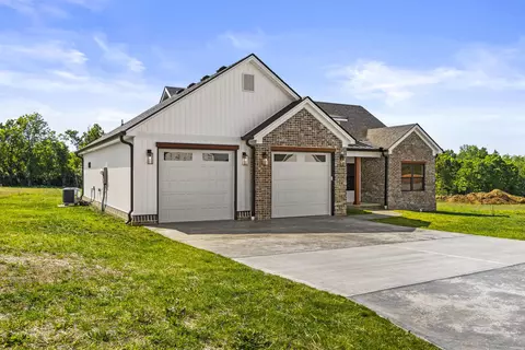 106 Bill Silvey Rd, Danville, KY 40422