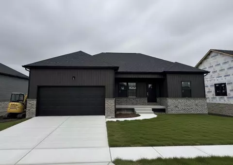 2005 Thorntree Dr, Lawrenceburg, KY 40342