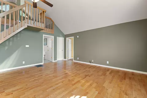 Living - 65 Maple Dr, Burnside, KY 42519 photo 4 of 6