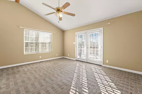 Living - 65 Maple Dr, Burnside, KY 42519 photo 5 of 6