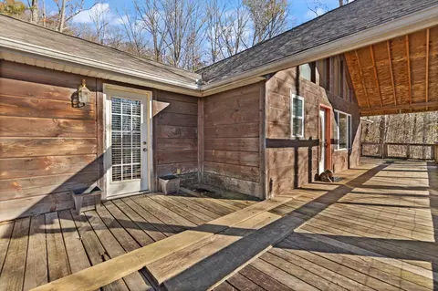 Exterior - 65 Maple Dr, Burnside, KY 42519 photo 2 of 15