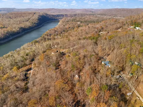 View/Area - 65 Maple Dr, Burnside, KY 42519 photo 10 of 14