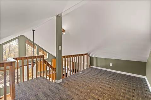 Entry Way - 65 Maple Dr, Burnside, KY 42519 photo 4 of 5