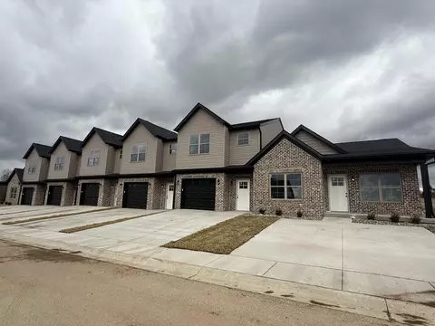 844 Ridgewood Dr, Berea, KY 40403