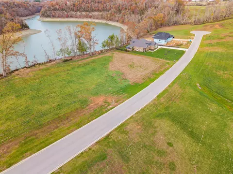 38 Lakemere Dr, Somerset, KY 42503