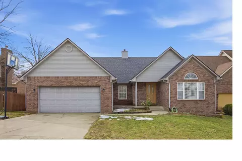 3712 Maple Ridge Cir, Lexington, KY 40509