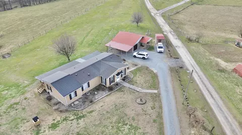 355 Clover Hill Rd, Ewing, KY 41039