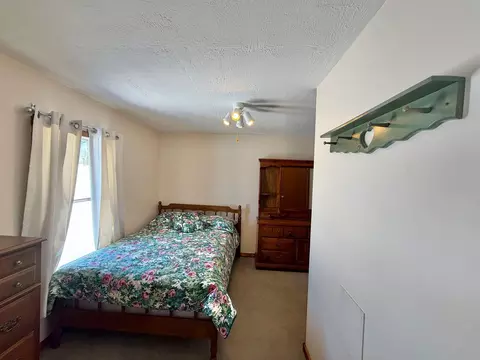 Bedroom - 355 Clover Hill Rd, Ewing, KY 41039 photo 3 of 5