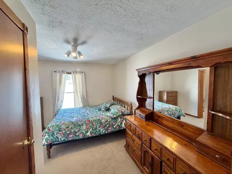 Bedroom - 355 Clover Hill Rd, Ewing, KY 41039 photo 4 of 5