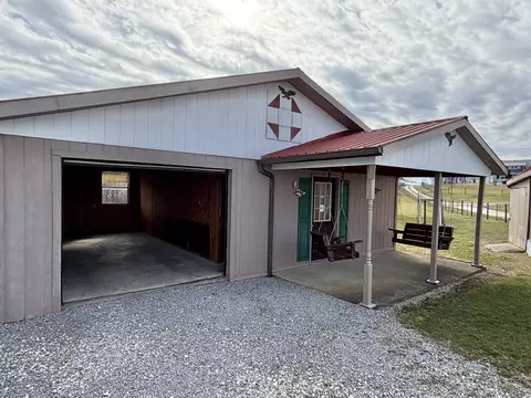 Exterior - 355 Clover Hill Rd, Ewing, KY 41039 photo 5 of 6