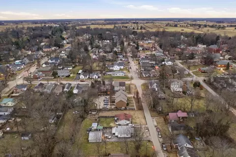 217 E Higgins St, Midway, KY 40347 photo 6