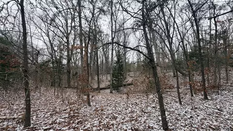 537 Apache Dr, Paint Lick, KY 40461