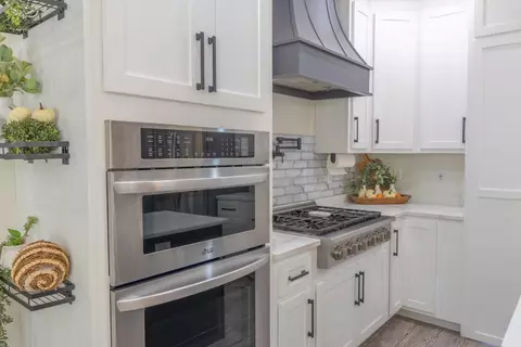 Kitchen - 495 Kentucky 1470, Strunk, KY 42649 photo 5 of 9