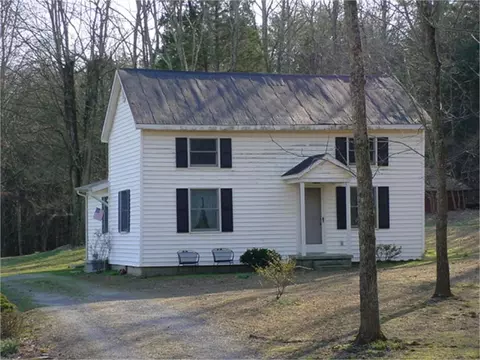 253 Sparks Rd, Columbia, KY 42728