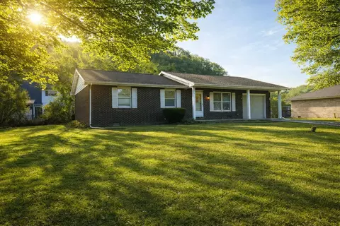 111 Maher Dr, Morehead, KY 40351