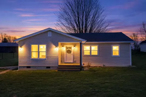 478 Larue Rd, Paris, KY 40361