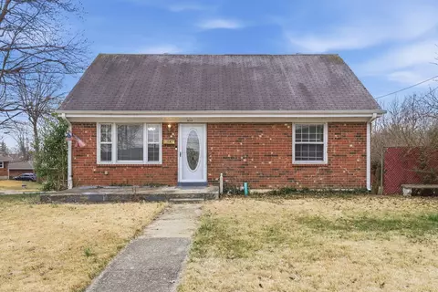 374 Larkwood Dr, Lexington, KY 40509